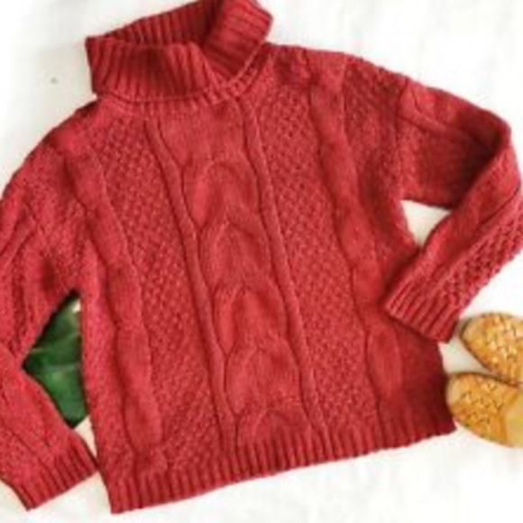 Maroon knitted sweater - Picture 1 of 8